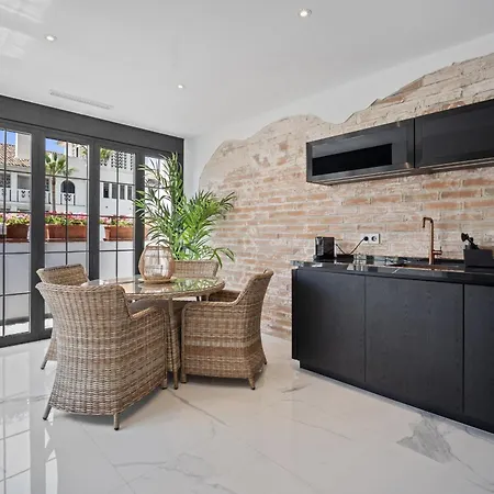 Casa Del Sol By Finest