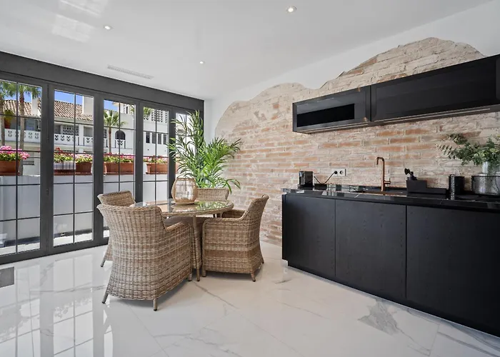 Casa Del Sol By Finest