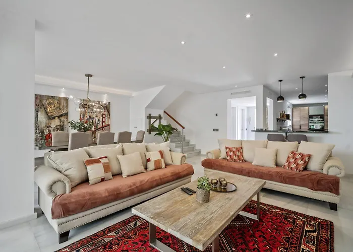 Casa Del Sol By Finest Holiday home